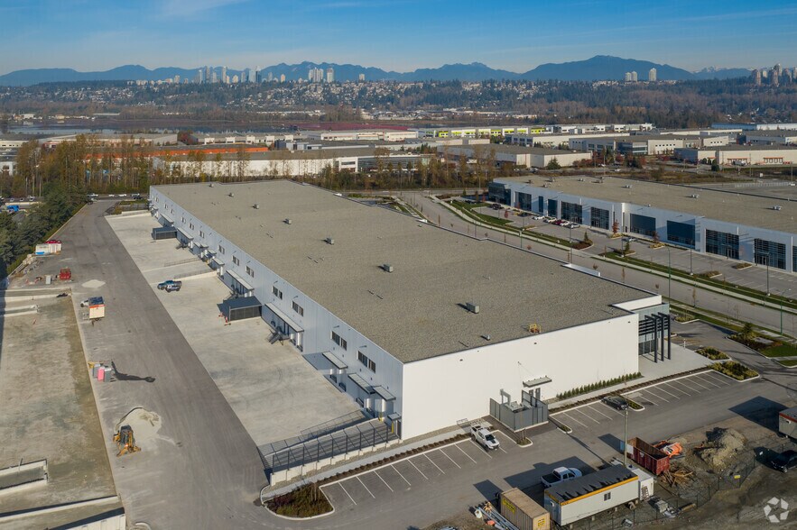 More Photos Of 8211 Fraser Reach Crt, Burnaby Warehouse For Lease