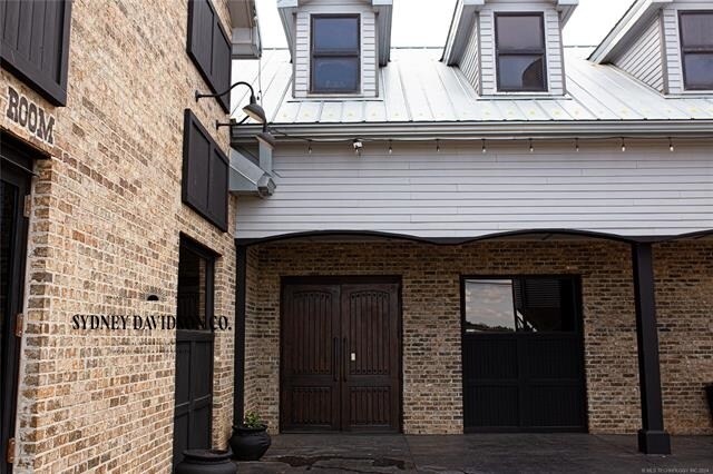 More Photos Of 6263 State Highway 66, Tulsa Restaurant For Sale