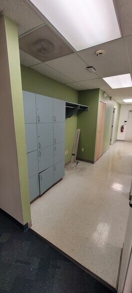 More Photos Of 11709 Lorain Ave, Cleveland Medical For Lease