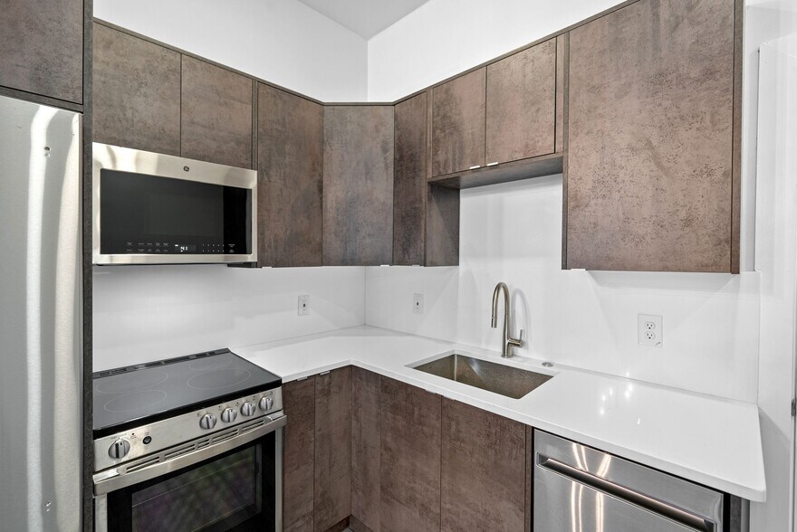 More Photos Of 316 Toledo, San Antonio Multifamily For Sale