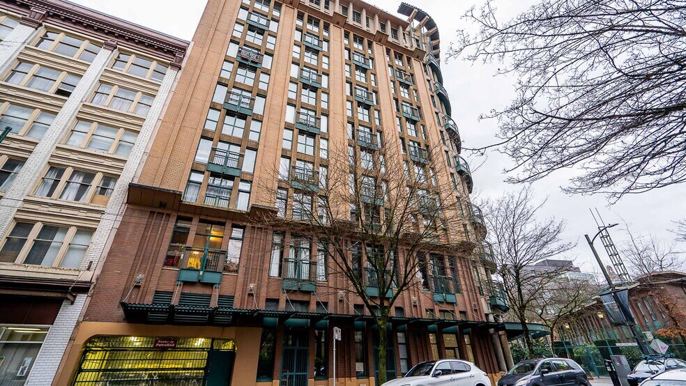 More Photos Of 26 Cordova St E, Vancouver Storefront For Lease