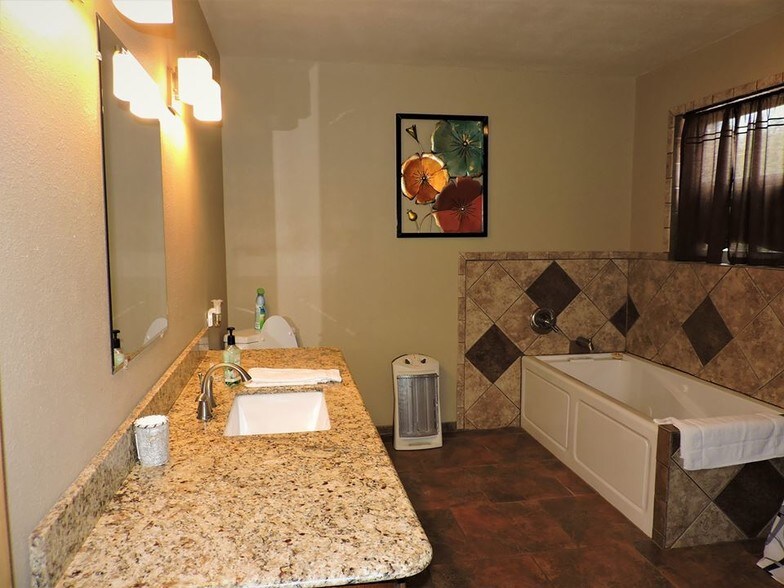 More Photos Of 1083 N 4290 Rd, Sawyer Hotel For Sale