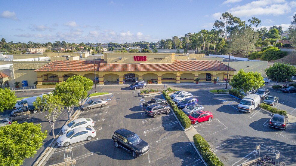 More Photos Of 270 N El Camino Real, Encinitas Storefront Retail Office For Lease