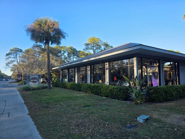 More Photos Of 32 Palmetto Bay Rd, Hilton Head Island Unknown For Lease