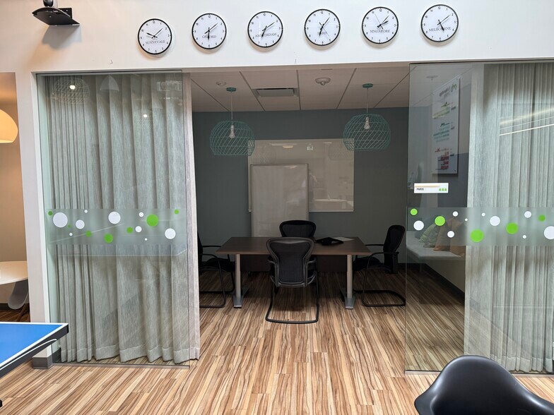 More Photos Of 185 N Wolfe Rd, Sunnyvale Research And Development For Lease