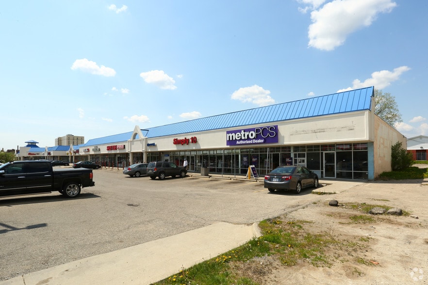 More Photos Of 14101-14529 Woodward Ave, Highland Park Unknown For Lease