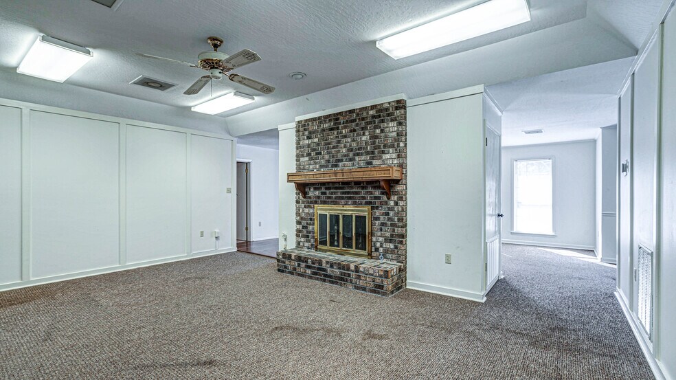 More Photos Of 518 Old Richton Rd, Petal Office Residential For Sale