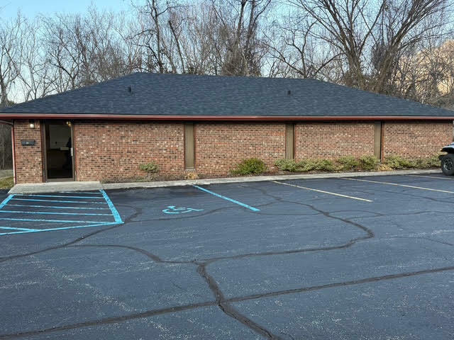 Primary Photo Of 1121 Seaton Ave, Greenup Office For Sale