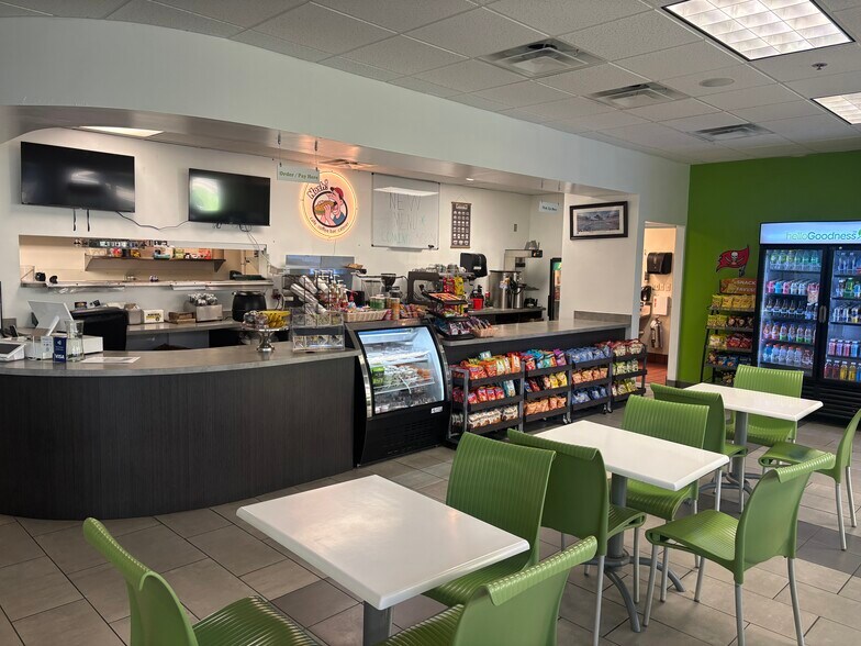 More Photos Of 1715 N Westshore Blvd, Tampa Office For Lease