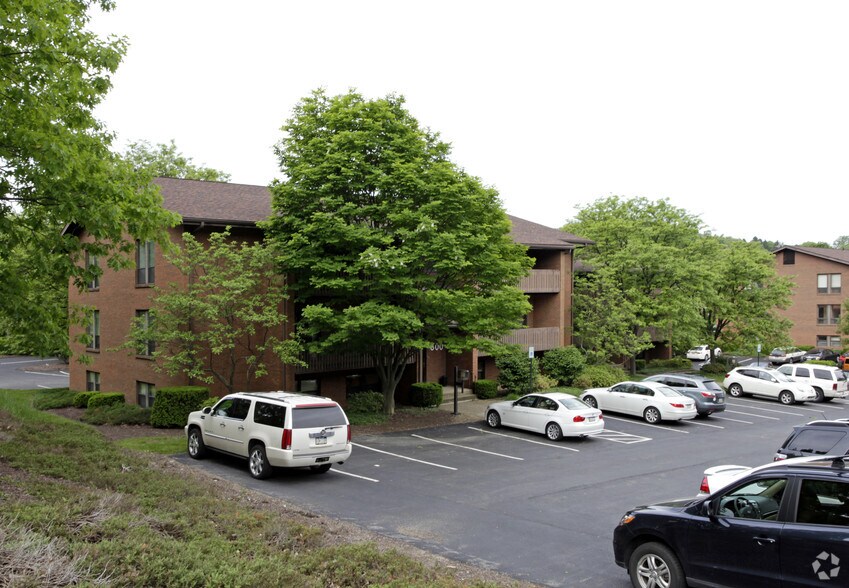 Primary Photo Of 800 McKnight Park Dr, Pittsburgh Office For Sale