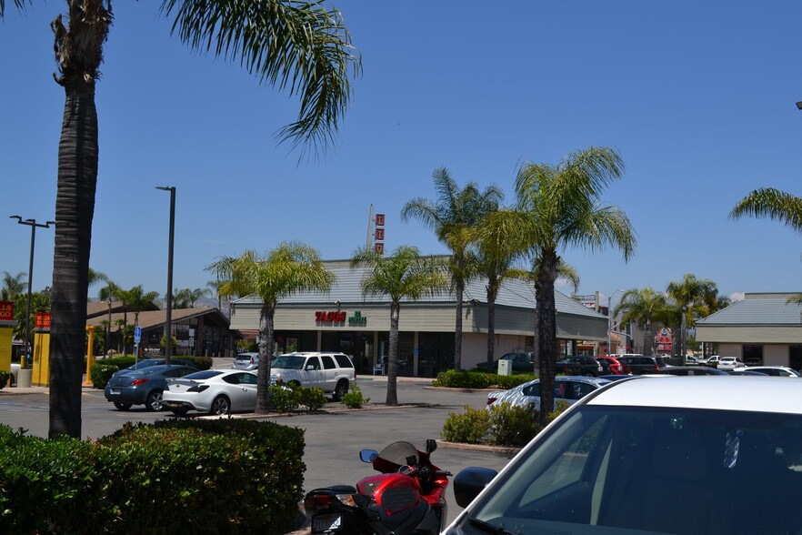 More Photos Of 309-357 W Mission Ave, Escondido Unknown For Lease