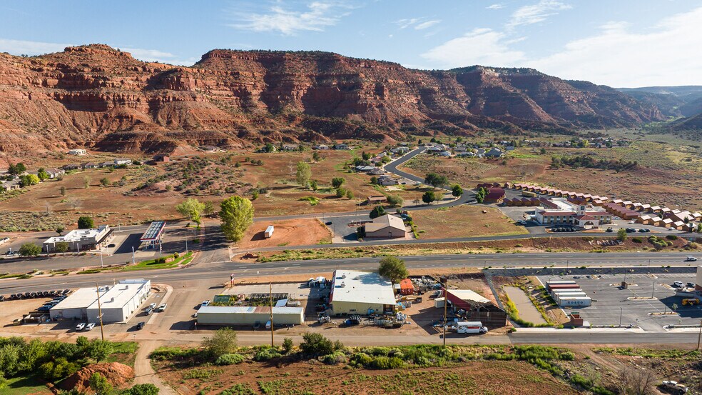 More Photos Of 723 E Highway 89, Kanab Storefront Retail Office For Sale