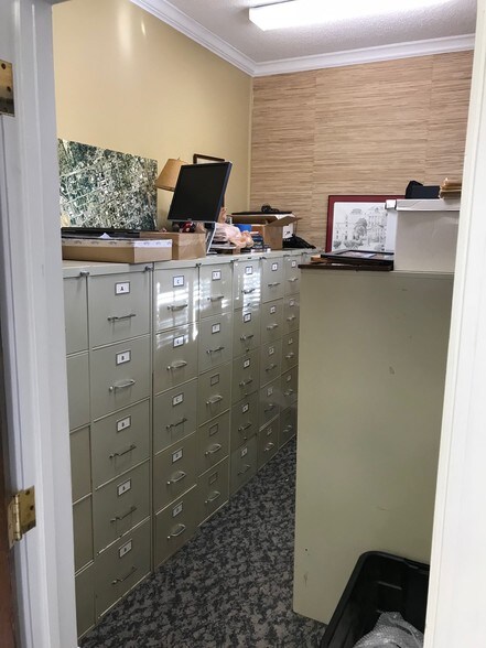 More Photos Of 1600 St Julian Pl, Columbia Office For Lease