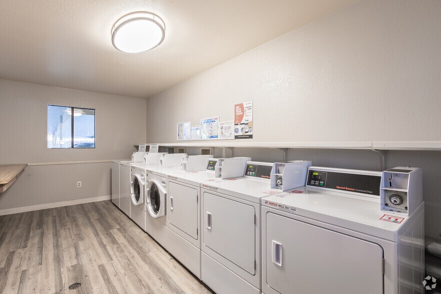 More Photos Of 505-531 Capps Ln, Ukiah Apartments For Sale