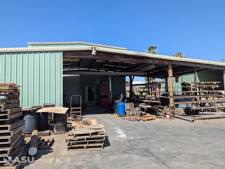 More Photos Of 3004 Jewett Ave, Bakersfield Warehouse For Sale