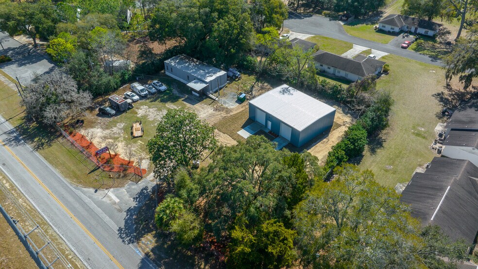 More Photos Of 4820 NE 35th St, Silver Springs Auto Dealership For Sale