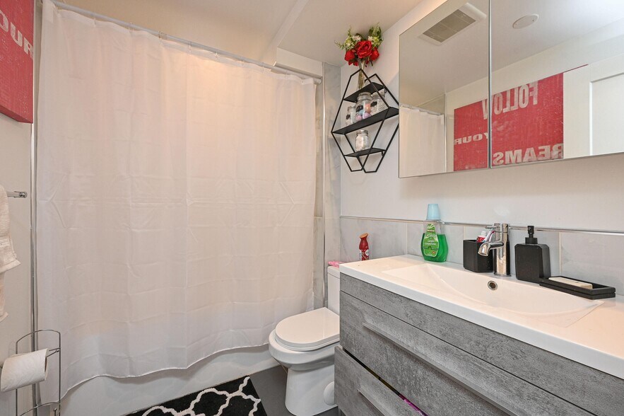 More Photos Of 156 Dagmar Av, Vanier Apartments For Sale