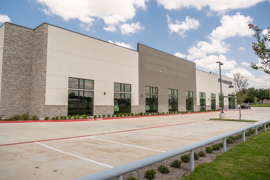 More Photos Of 751 N Central Expy, Mc Kinney Auto Dealership For Sale