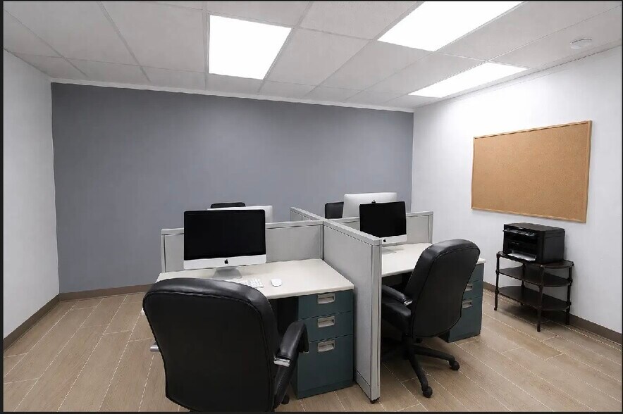 More Photos Of 17220 NW 2nd Ct, Miami Warehouse For Sale