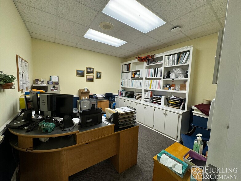 More Photos Of 1217 Columbia Dr, Milledgeville Medical For Sale