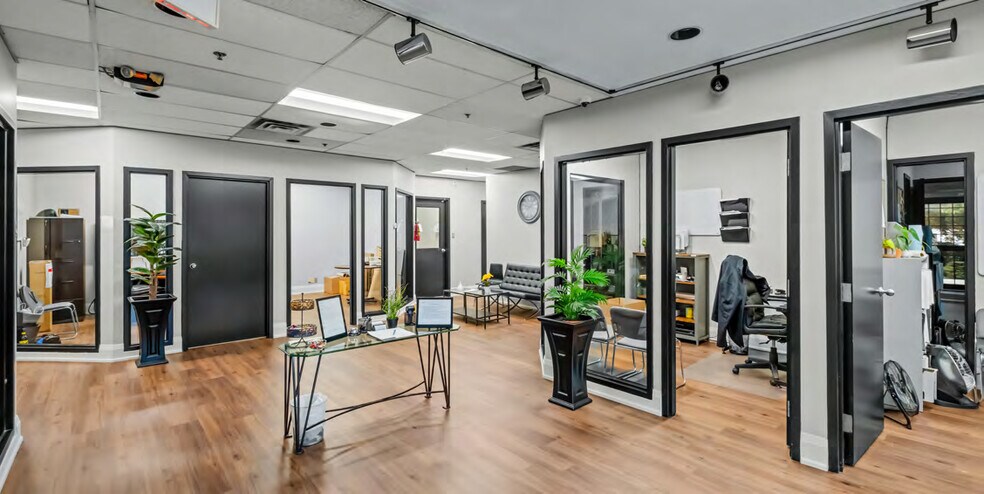 More Photos Of 6130 Tomken Rd, Mississauga Warehouse For Sale