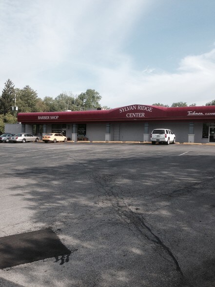 More Photos Of 4209-4213 E 62nd St, Indianapolis Storefront For Sale