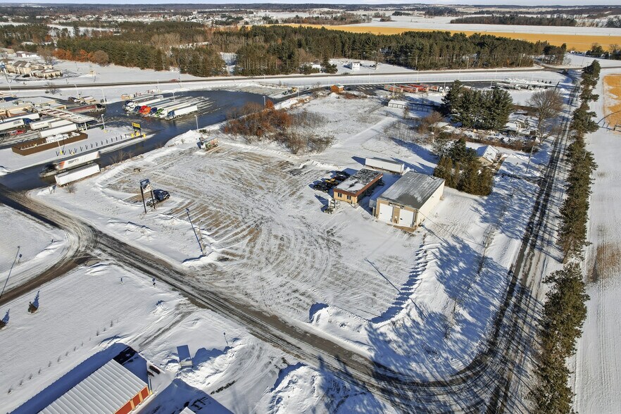 More Photos Of 5500 Prairie Dr, Plover Flex For Sale