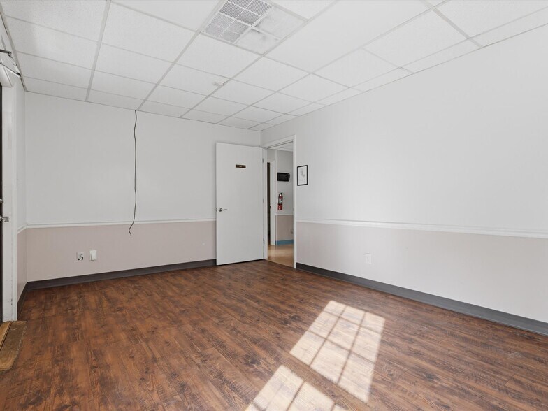 More Photos Of 825 Majestic Ct, Gastonia Medical For Lease