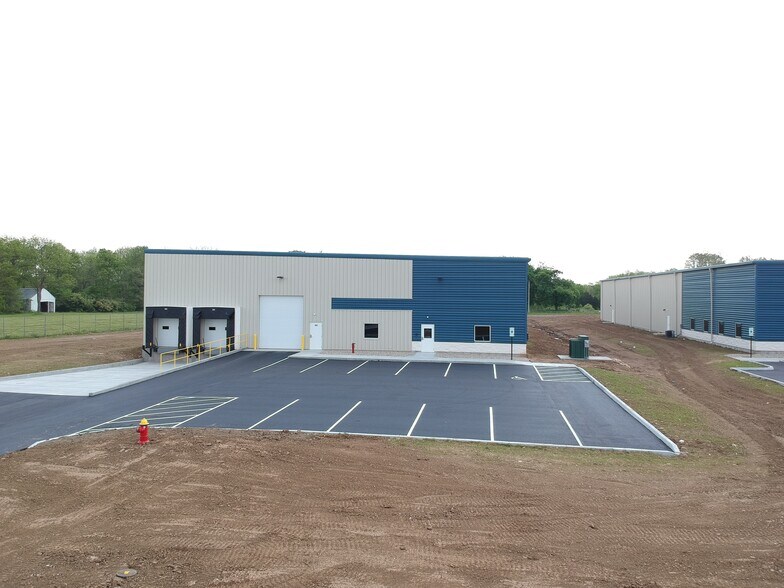 More Photos Of 345-361 Homer Dr, Piqua Industrial For Lease
