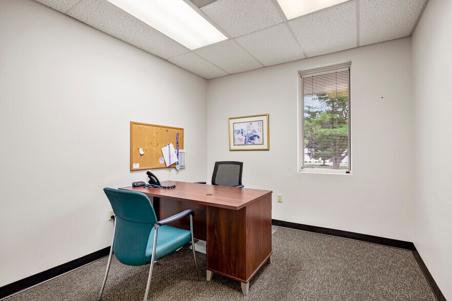 More Photos Of 2 Chelsea Pl, Clifton Park Medical For Sale