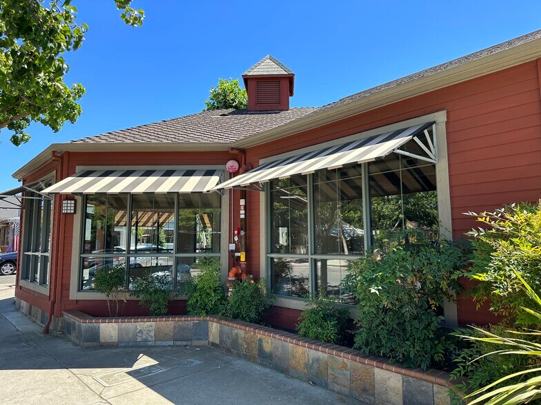 More Photos Of 495 Hartz Ave, Danville Freestanding For Lease