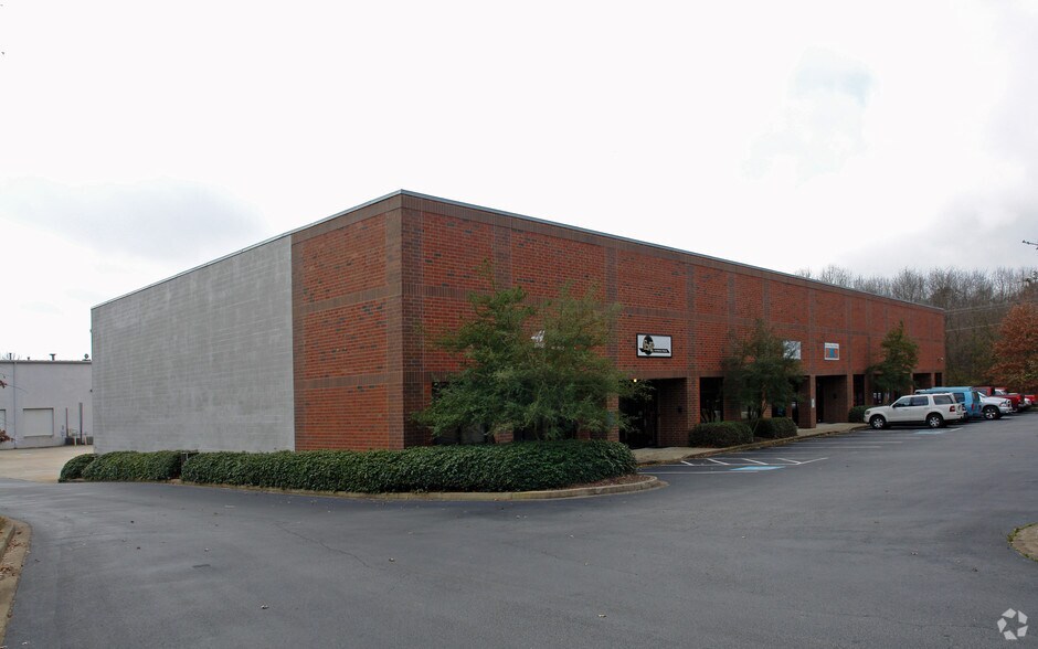 Primary Photo Of 501 Richardson St, Simpsonville Flex For Lease