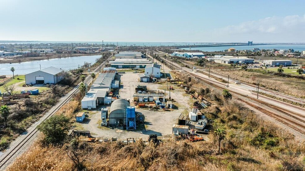 More Photos Of 320 77th St, Galveston Industrial For Sale