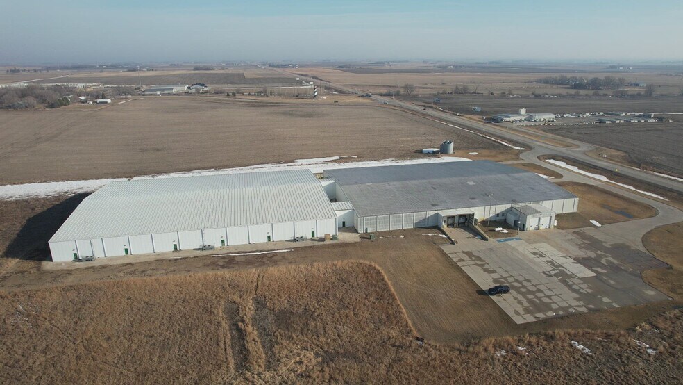 Primary Photo Of 6135 Highway 71, Storm Lake Warehouse For Sale