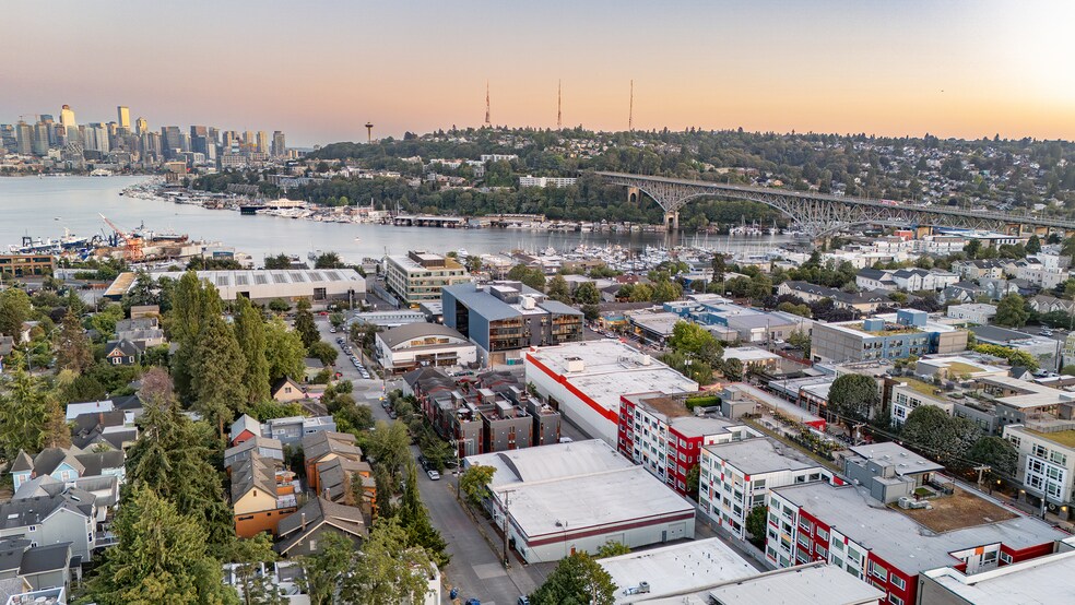 More Photos Of 3631 Interlake Ave N, Seattle Warehouse For Lease