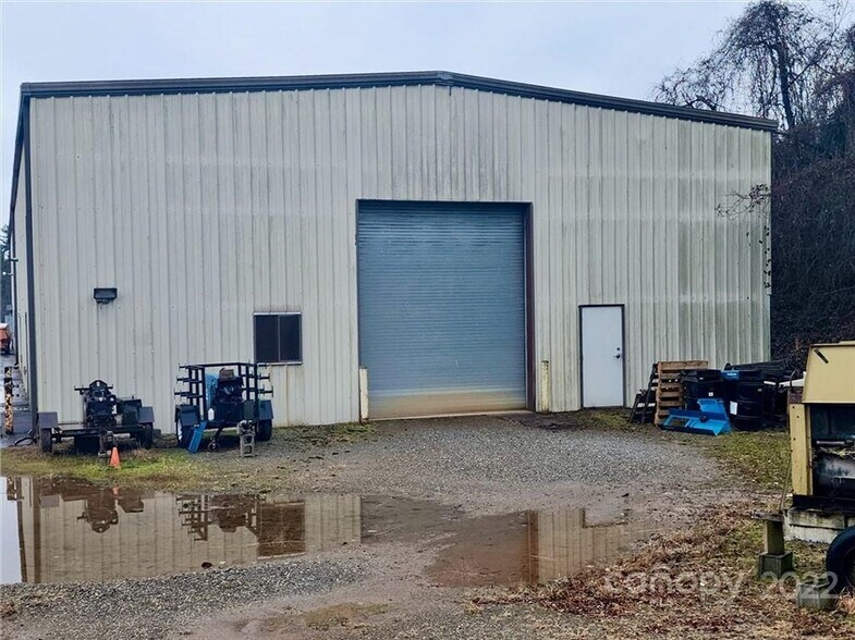 More Photos Of 629 Emma Rd, Asheville Warehouse For Lease