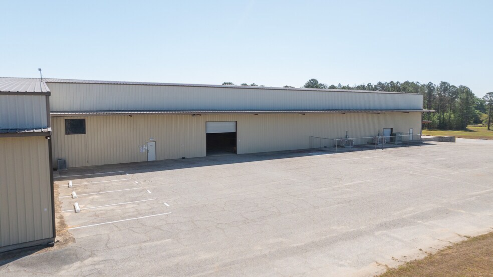 More Photos Of 2476 GA-76 Hwy, Adel Warehouse For Sale