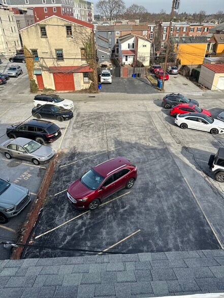 More Photos Of 27 S High St, West Chester Office Residential For Lease