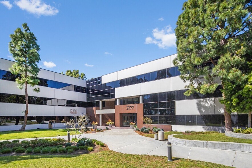 More Photos Of 2377 Crenshaw Blvd, Torrance Office For Lease