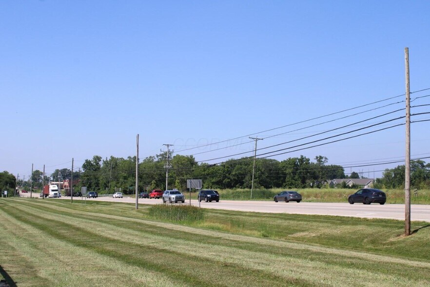 More Photos Of 8591-8595 Owenfield Rd, Powell Freestanding For Lease