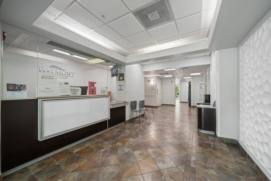 More Photos Of 126 Kenley Pl, San Antonio Hotel For Sale