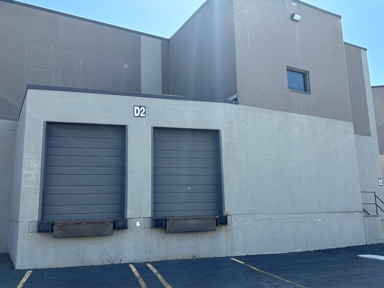 More Photos Of 450 Murray Hill Pky, East Rutherford Warehouse For Lease