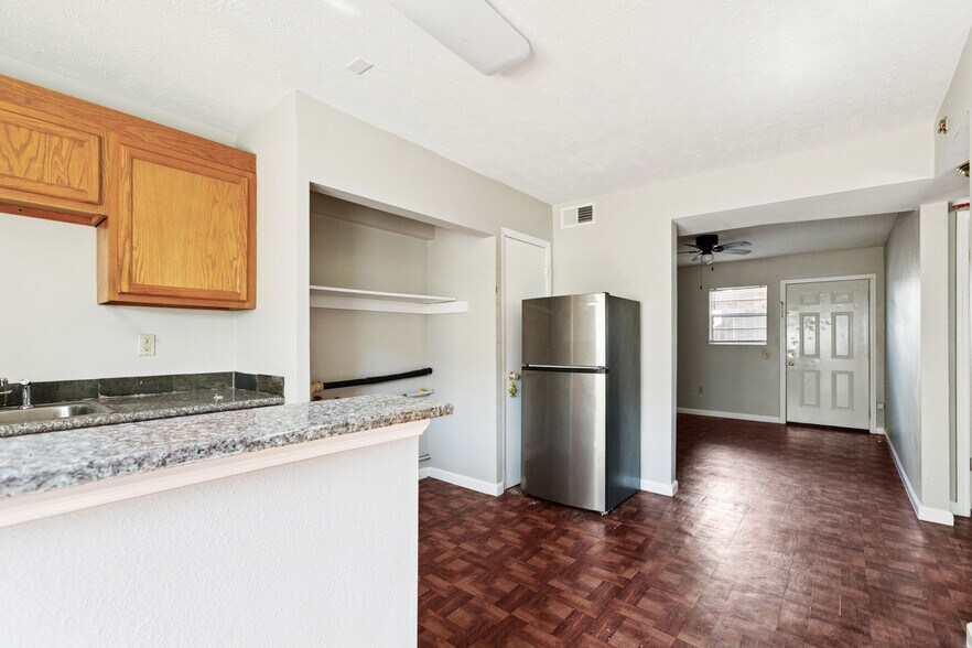 More Photos Of 2222 Florida Ave, Kenner Apartments For Sale