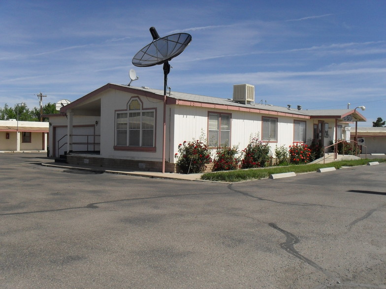 Primary Photo Of 660 N Haskell Ave, Willcox Hotel For Sale