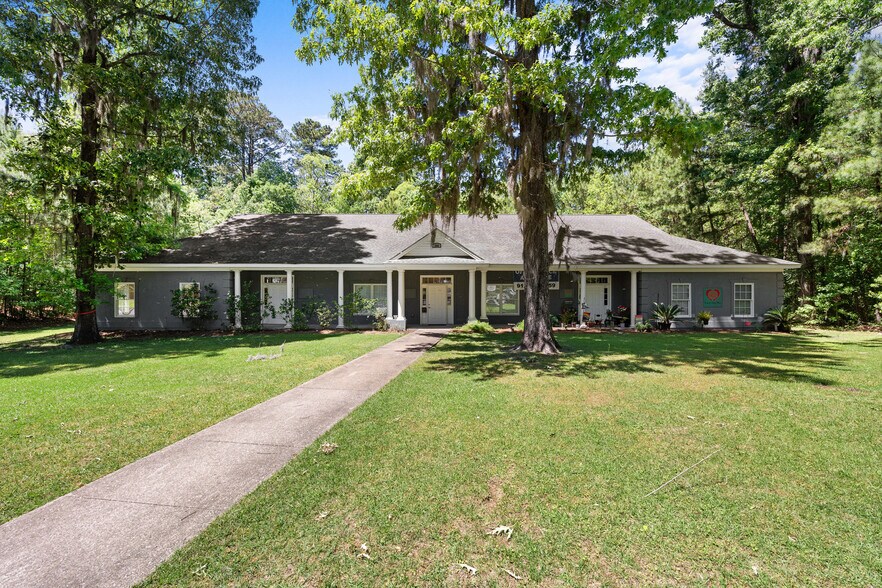 More Photos Of 1481 Dean Forest Rd, Savannah Office For Lease
