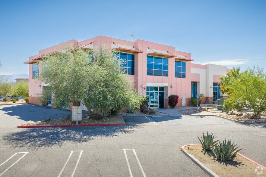 More Photos Of 73771 Dinah Shore Dr, Palm Desert Office For Lease