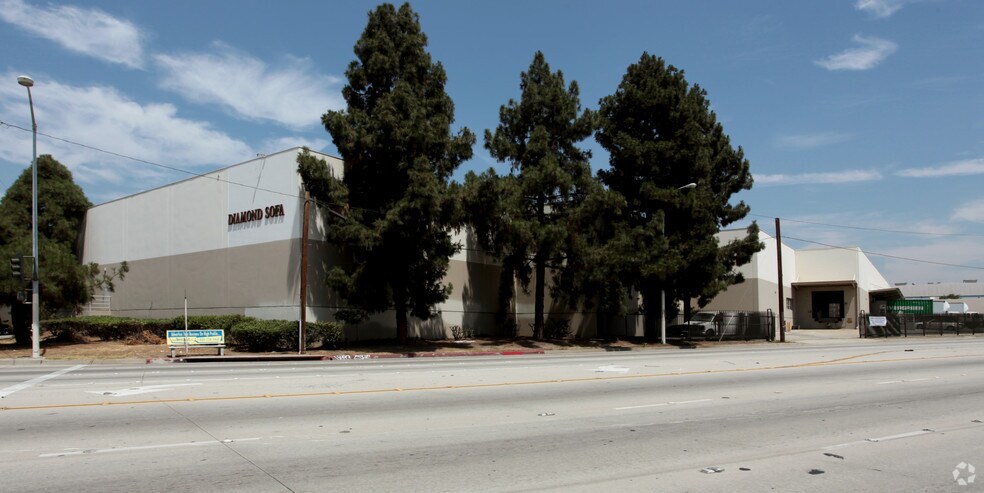 More Photos Of 6541 E Washington Blvd, Commerce Manufacturing For Lease