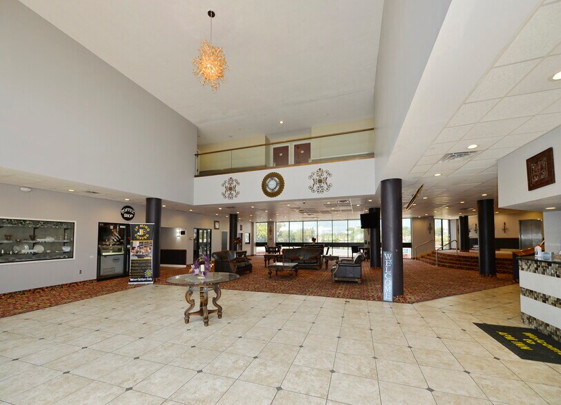 More Photos Of 431 Dual Hwy, Hagerstown Hotel For Sale