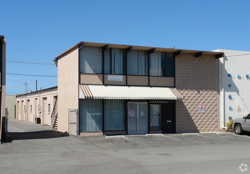 Primary Photo Of 1165 Commercial Ave, Oxnard Manufacturing For Lease