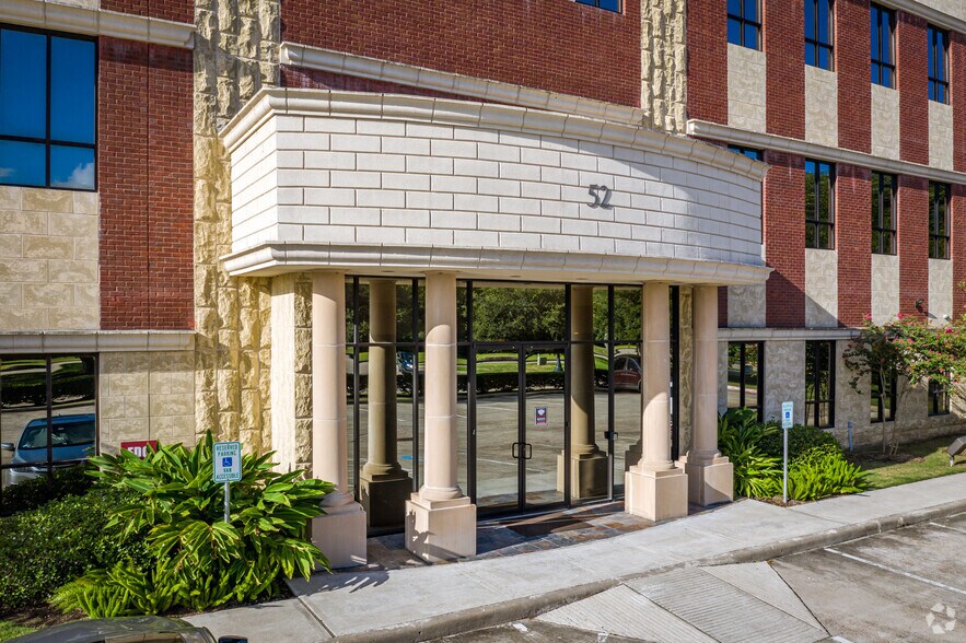 More Photos Of 52 Sugar Creek Center Blvd, Sugar Land Office For Lease